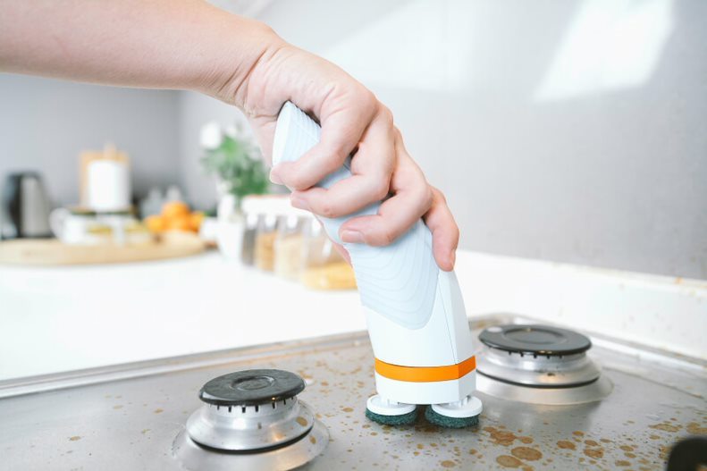 Skadu 6 in 1 Power Scrubber - Innovative Opposite Rotating Triple Action | Cordless Spin Scrub Brush | Up to 120 Minutes Battery | 100% Waterproof Electric Scrubber | 2 Years Warranty